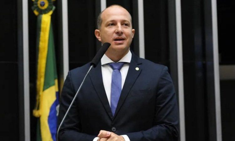 Prefeito de Itaboraí, Marcelo Delaroli (PL), foi reeleito como presidente do Conleste.