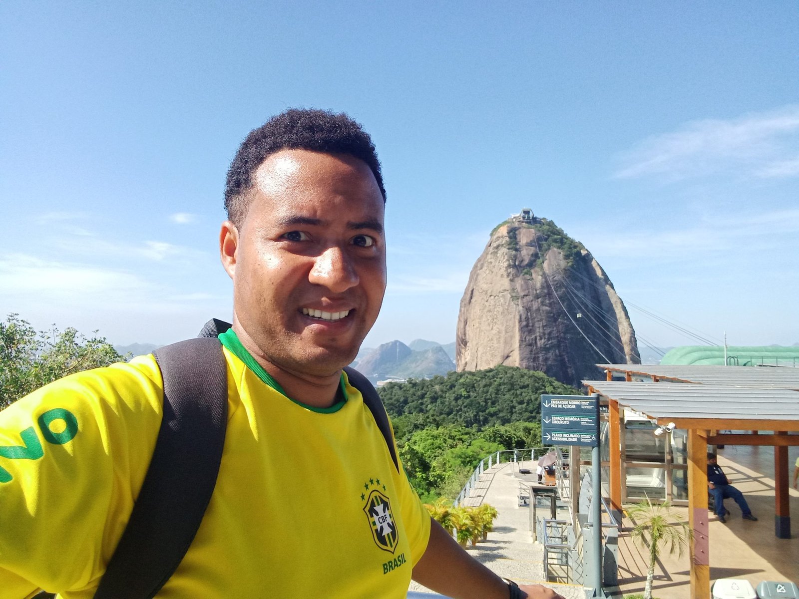 Trilha no Morro da Urca: uma visão deslumbrante da natureza carioca, tida como a mais bela geografia do mundo