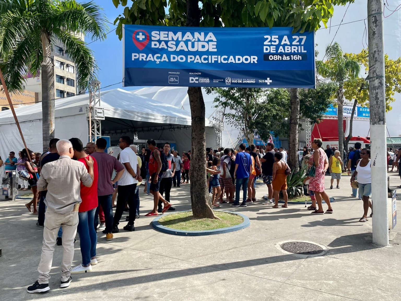 Com a marca de quase 11 mil atendimentos, Caxias encerrou nesta quinta-feira, a Semana da Saúde, na Praça do Pacificador