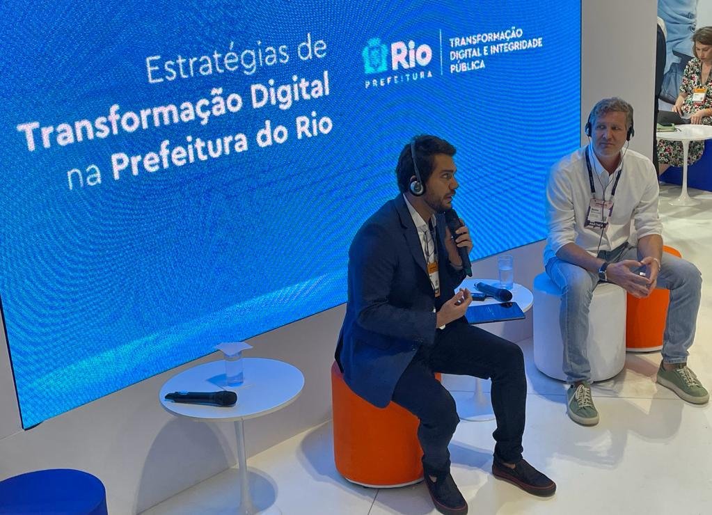 A prefeitura do Rio, já disponibiliza serviços com Inteligência Artificial (IA) para o cidadão