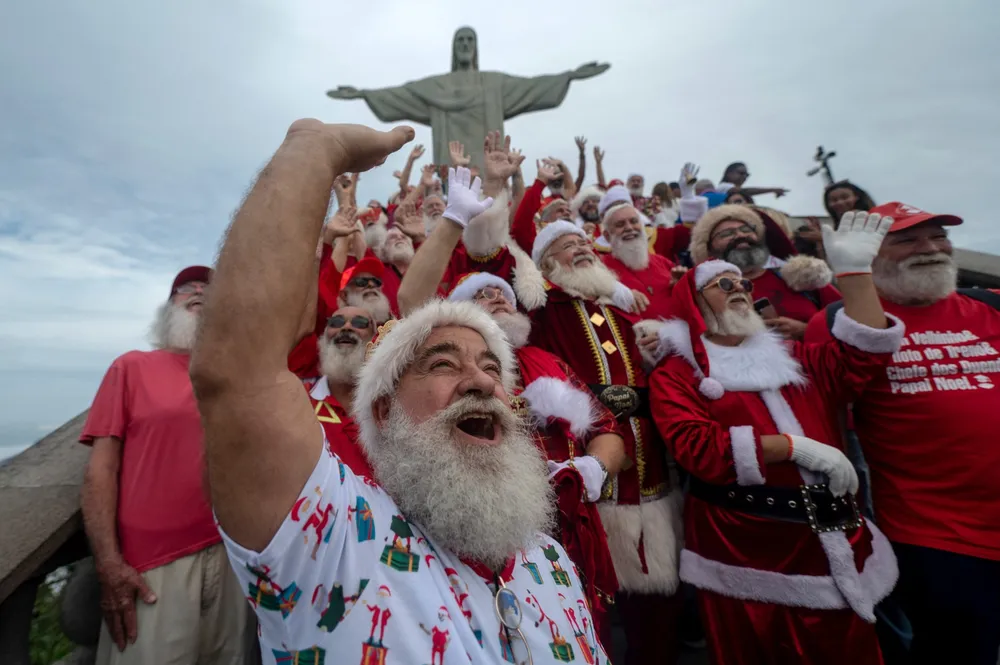 Natal fora de época: Rio é sede do 4º Encontro Nacional de Papais Noéis no Cristo Redentor