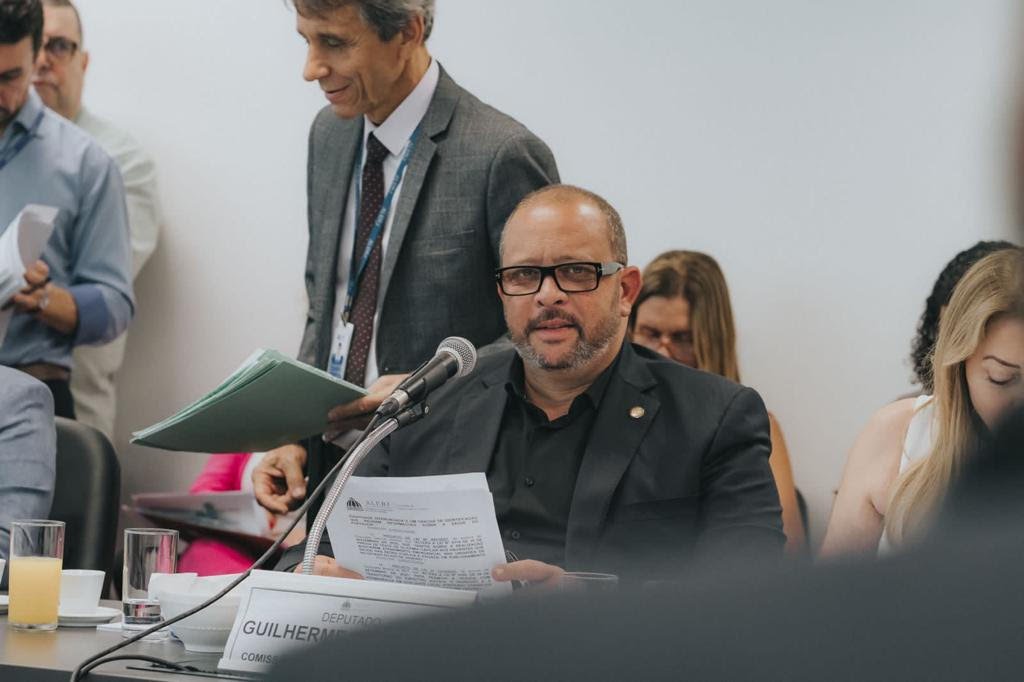 Aprovado o Projeto de Lei na ALERJ, de autoria do Deputado Delaroli,  que assegura o laudo permanente sobre o diagnóstico de Autismo