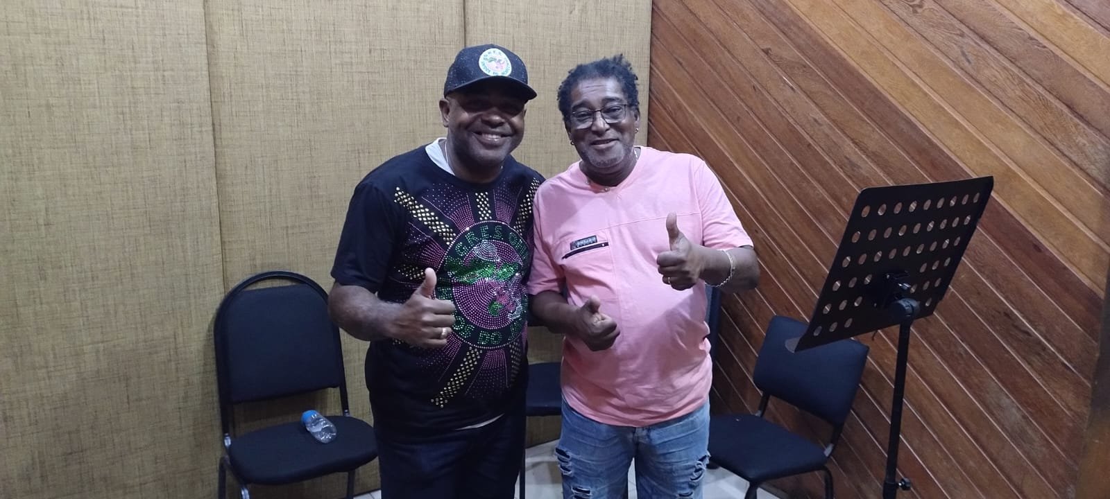 Unidos do Jacarezinho celebra reforço de Ciganerey, Intérprete Campeão pela Mangueira