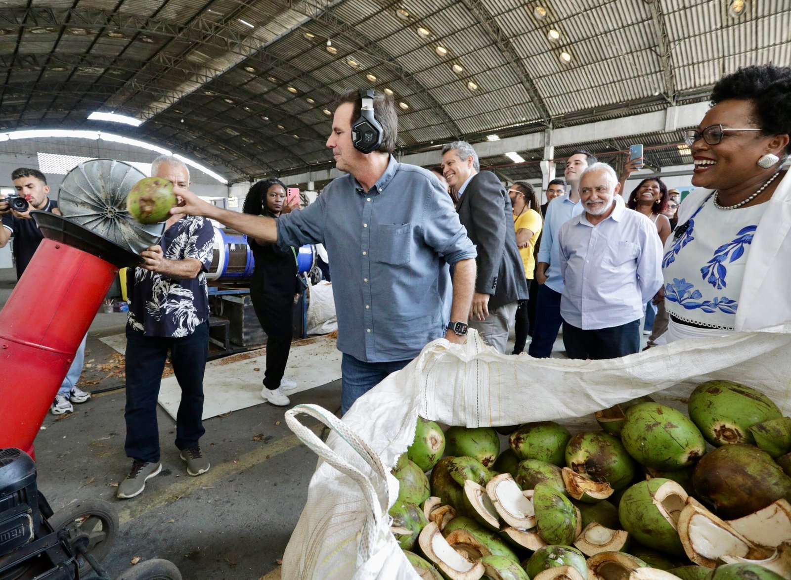 Prefeitura do Rio inaugura Fábrica Verde, em Cordovil